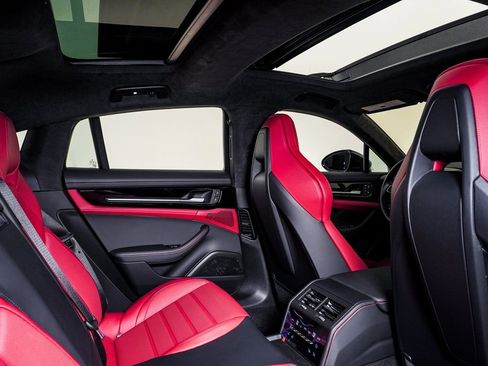 New 2026 Porsche Panamera Turbo image 16