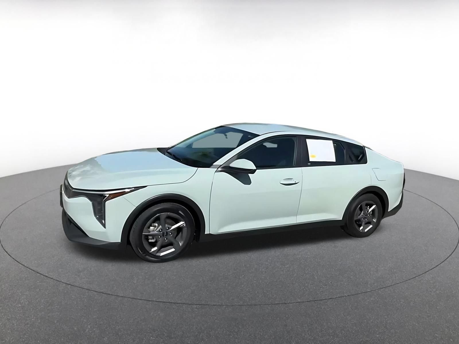 Used 2025 Kia K4 FWD image 8