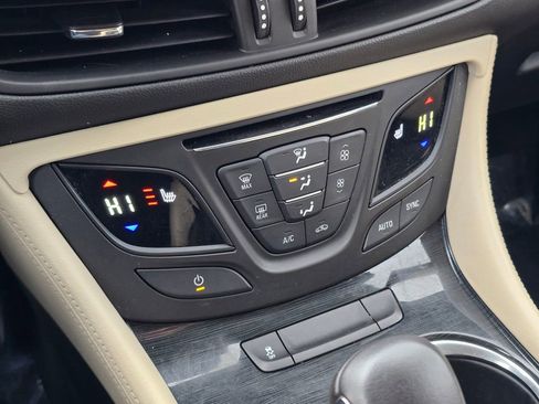 Used 2016 Buick Envision Premium image 33