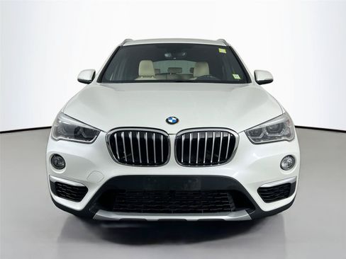 Used 2018 BMW X1 xDrive28i AWD/4WD image 9