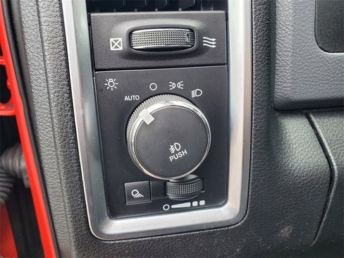 Used 2016 RAM 1500 Big Horn image 11