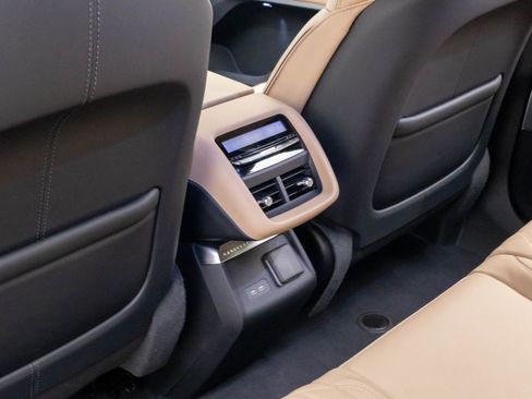 Certified 2026 Cadillac Lyriq Signature Luxury w/ Nappa Leather Package AWD/4WD image 19