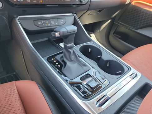 New 2026 Kia Carnival SX FWD image 15