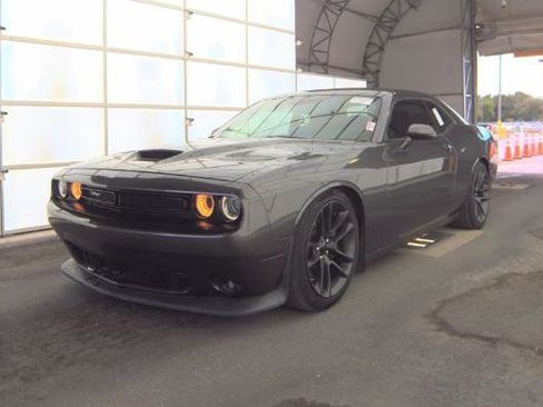Used 2020 Dodge Challenger R/T Scat Pack RWD image 2