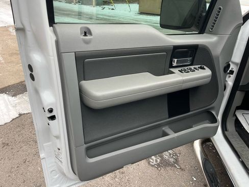 Used 2008 Ford F150 STX image 10