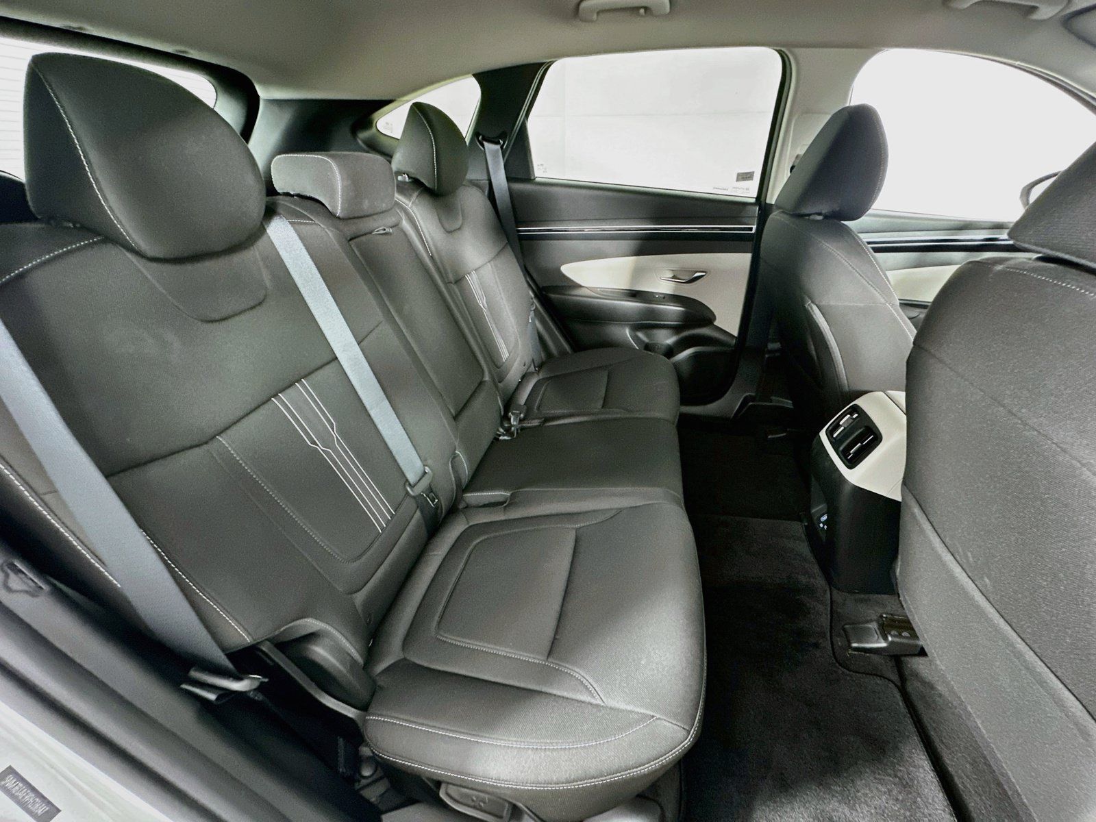 Used 2023 Hyundai Tucson SEL FWD image 25