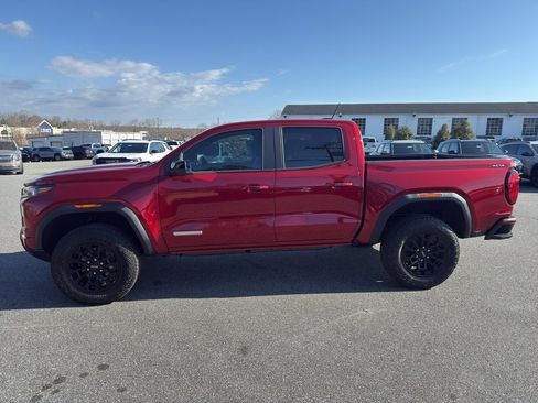 New 2026 GMC Canyon Elevation w/ Convenience Package image 3