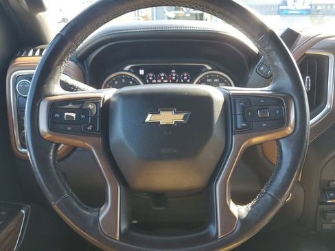 Used 2020 Chevrolet Silverado 1500 High Country w/ Technology Package image 26