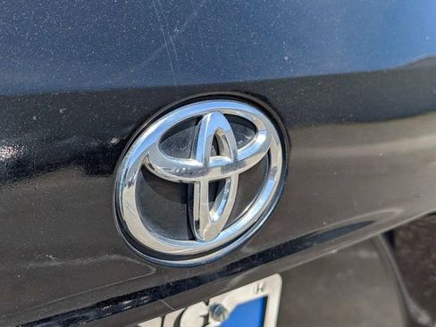 Used 2022 Toyota Highlander XLE image 8