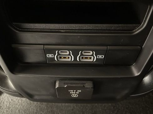 Used 2022 RAM 1500 Laramie image 41