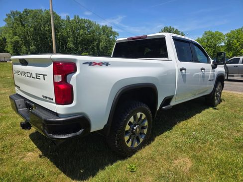 Used 2024 Chevrolet Silverado 2500 Custom w/ Custom Convenience Package AWD/4WD image 7