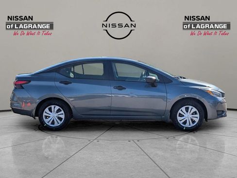 New 2025 Nissan Versa S w/ Trunk Package FWD image 4