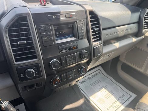 Used 2019 Ford F350 XL w/ Power Equipment Group AWD/4WD image 18