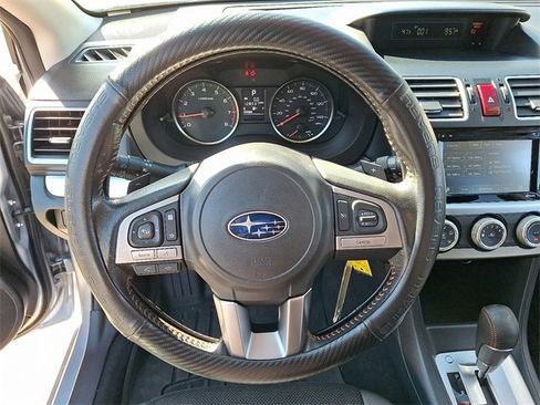 Used 2017 Subaru Crosstrek 2.0i Premium w/ Moonroof Package image 18