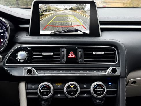 Used 2020 Genesis G70 3.3T w/ Elite Package image 30