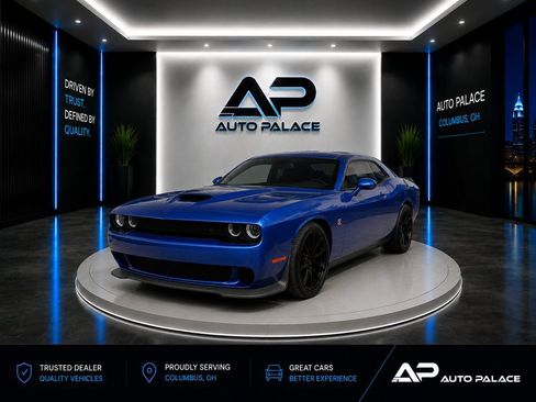 Used 2019 Dodge Challenger R/T Scat Pack RWD image 1