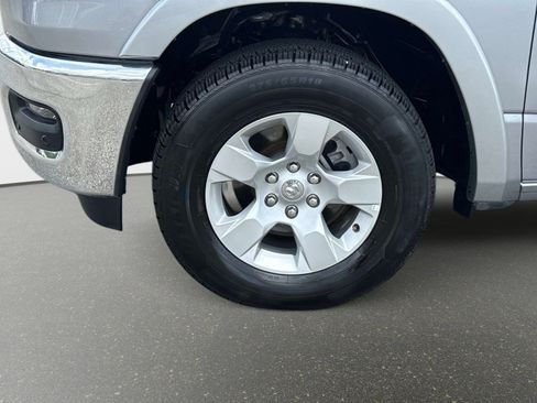 Used 2025 RAM 1500 Big Horn AWD/4WD image 11