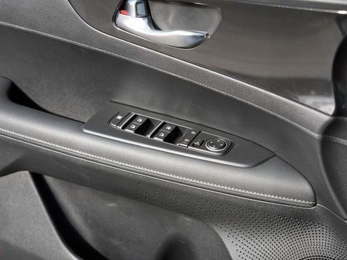 Used 2024 Kia Forte GT-Line image 28