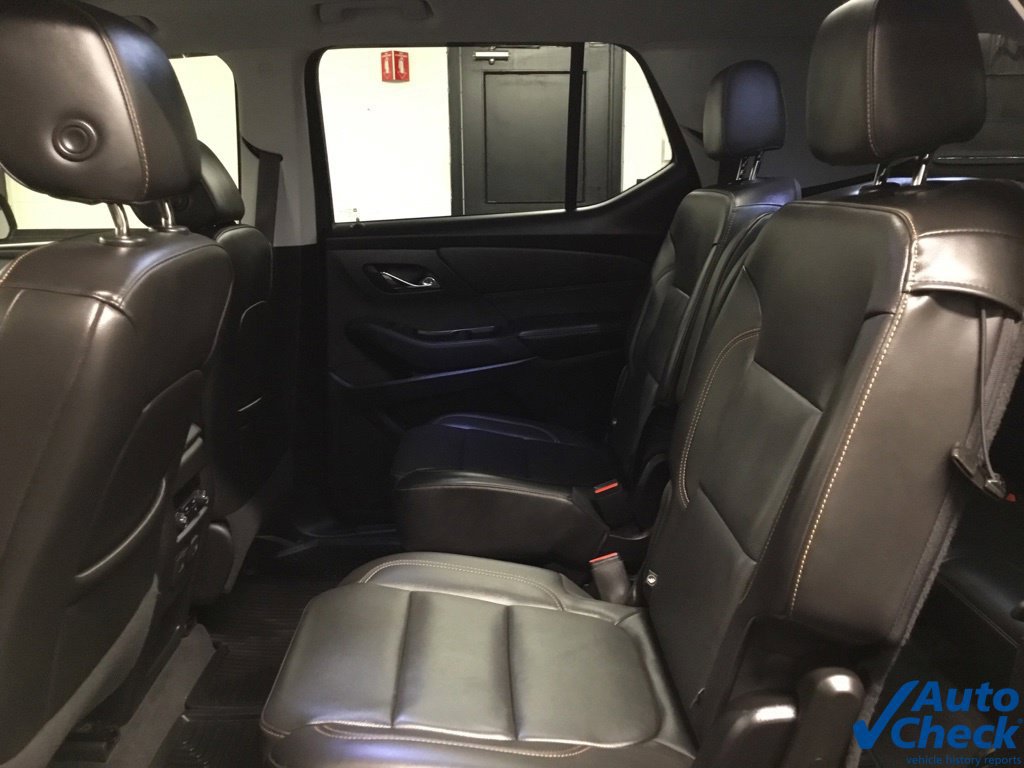 Used 2021 Chevrolet Traverse Premier w/ Redline Edition AWD/4WD image 33