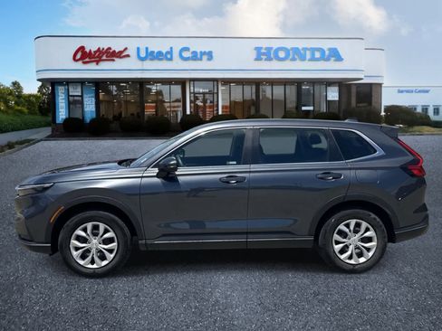 Used 2023 Honda CR-V LX image 2