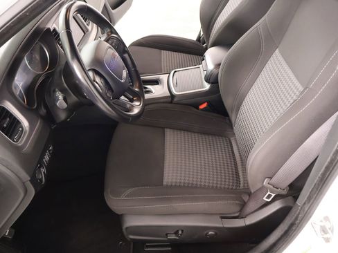 Used 2023 Dodge Charger SXT image 10