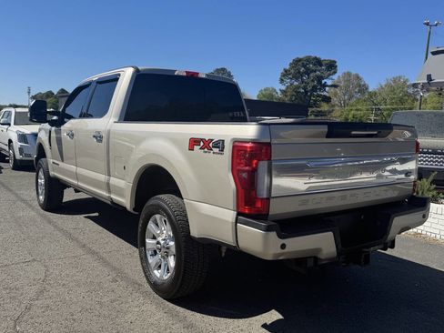 Used 2017 Ford F250 Platinum w/ Platinum Ultimate Package AWD/4WD image 9