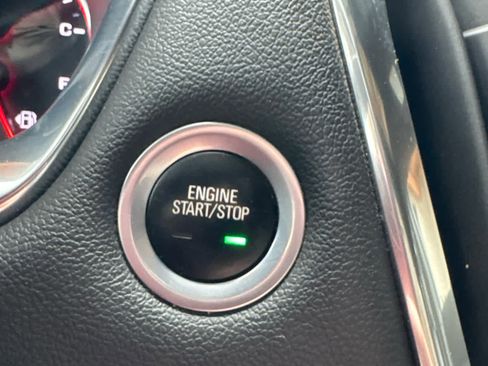 Used 2022 Chevrolet Traverse High Country image 35