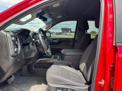 Used 2021 Chevrolet Silverado 1500 LT Trail Boss AWD/4WD image 9