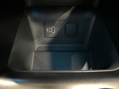 New 2026 Ford Explorer ST-Line w/ ST-Line Street Pack AWD/4WD image 25