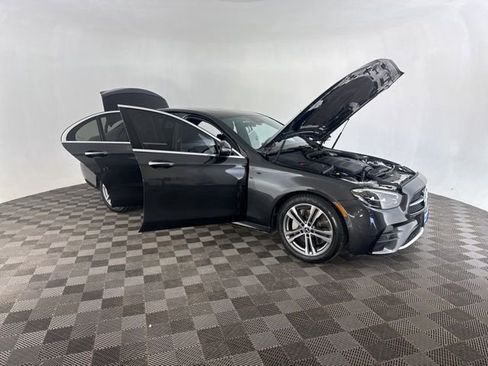 Used 2023 Mercedes-Benz E 350 4MATIC Sedan image 13