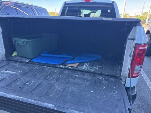 Used 2017 Ford F150 XL w/ Equipment Group 101A Mid RWD image 9