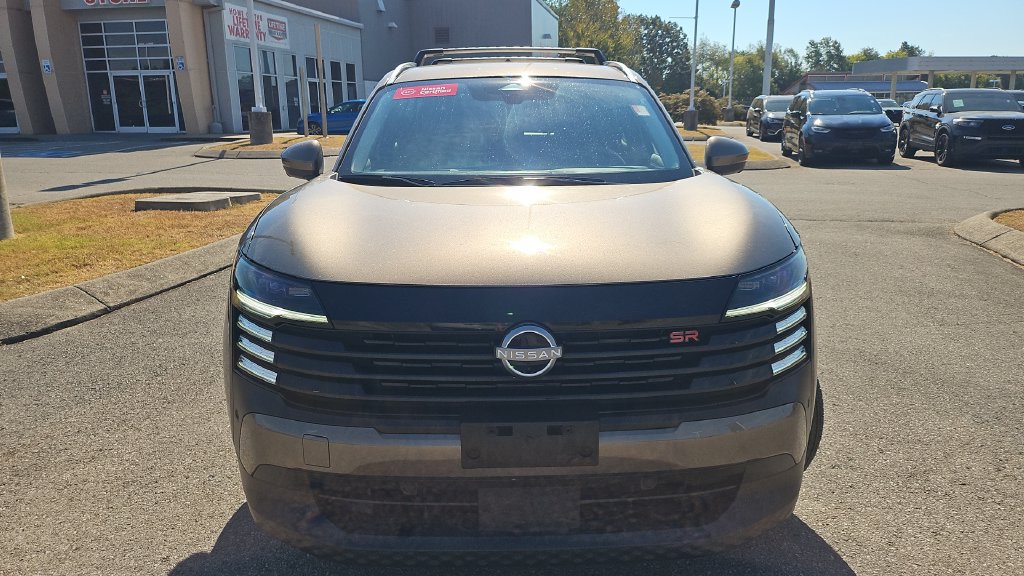 Certified 2025 Nissan Kicks SR FWD image 17