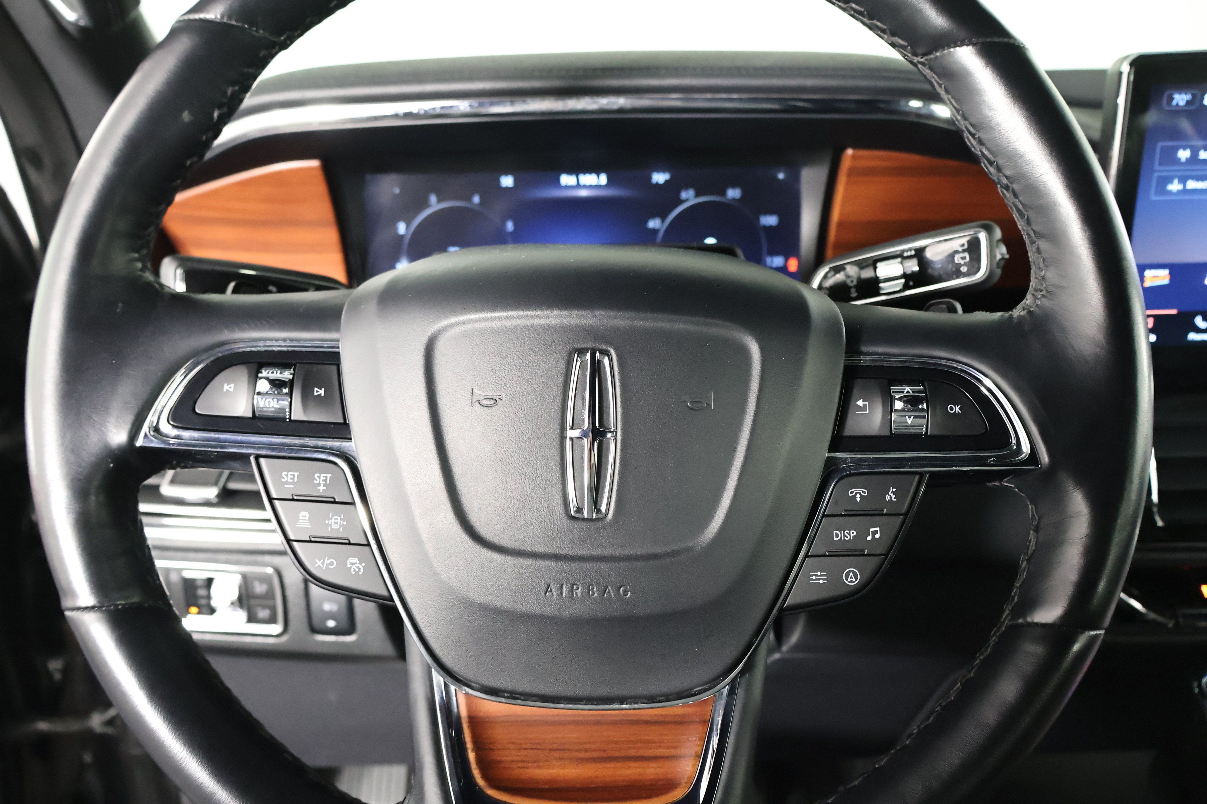 Used 2024 Lincoln Navigator Premiere AWD/4WD image 21