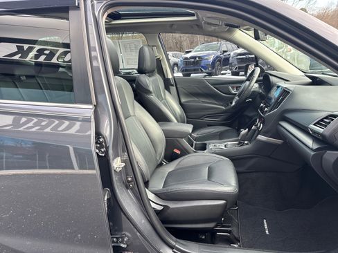 Used 2020 Subaru Forester Limited image 47