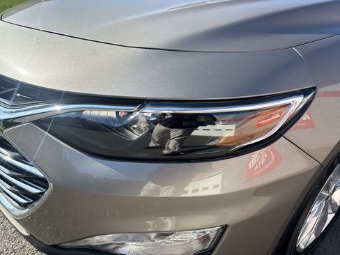 Used 2024 Chevrolet Malibu LT FWD image 10