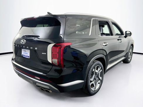 Used 2023 Hyundai Palisade SEL AWD/4WD image 5