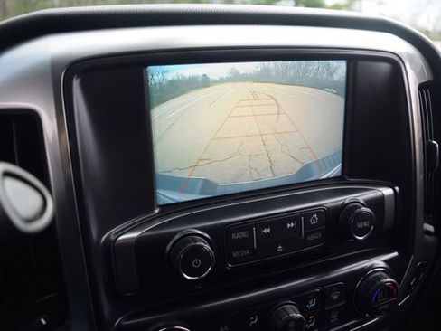 Used 2018 Chevrolet Silverado 1500 LT w/ All Star Edition AWD/4WD image 10