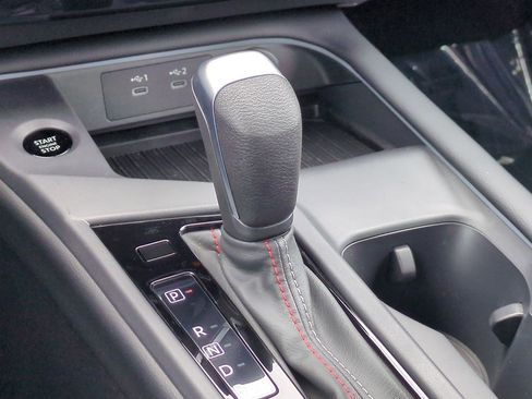 New 2026 Nissan Sentra SR w/ Floor Mat Package FWD image 24