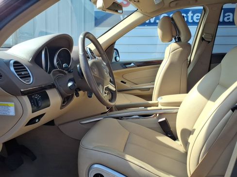 Used 2010 Mercedes-Benz GL 450 4MATIC image 7
