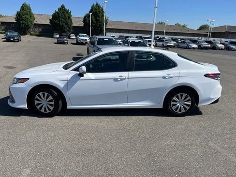 Used 2024 Toyota Camry LE FWD image 2