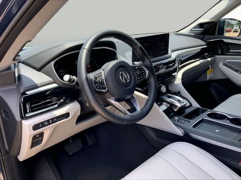 Certified 2026 Acura MDX FWD w/ Technology Package image 16