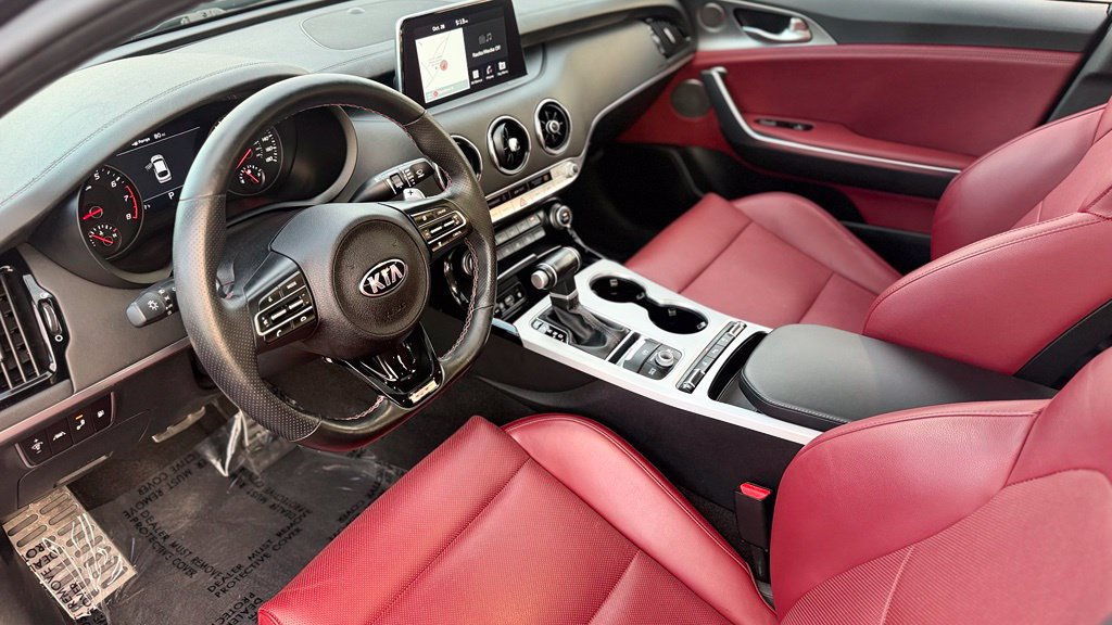 Used 2021 Kia Stinger GT1 AWD/4WD image 15