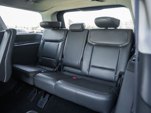 Certified 2025 Ford Expedition Active image 44