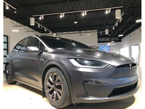 Used 2024 Tesla Model X image 7