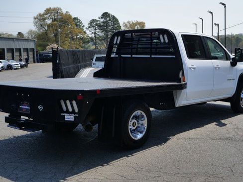 Used 2022 Chevrolet Silverado 3500 LT w/ Convenience Package image 9