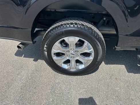Used 2022 Ford F150 Platinum AWD/4WD image 14