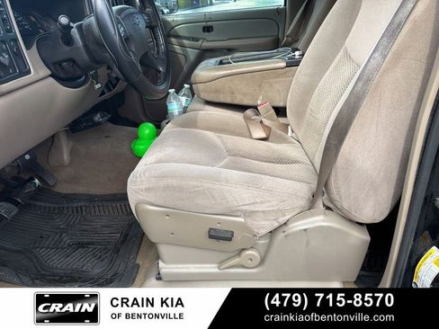 Used 2006 Chevrolet Silverado 1500 LT w/ Onstar Plus Package AWD/4WD image 15