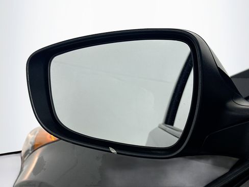 Used 2012 Hyundai Elantra Limited w/ Technology Pkg 5 image 16