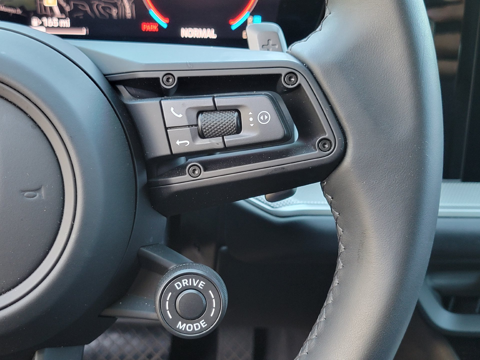 Certified 2026 Porsche Cayenne Coupe AWD/4WD image 14