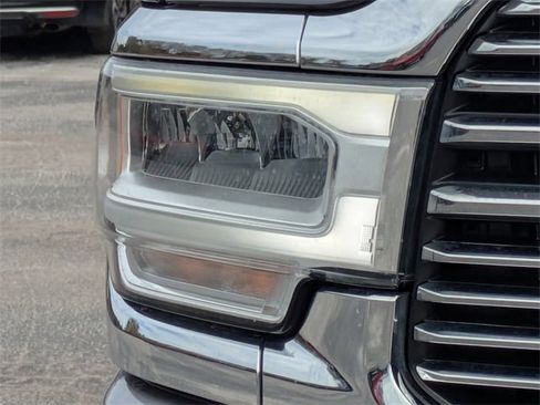 Used 2020 RAM 3500 Laramie image 10